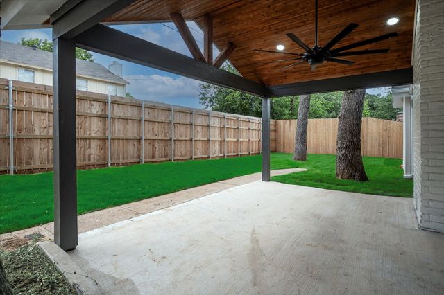 2314 Charred Wood Drive, Arlington, TX 76016