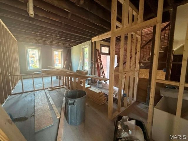 3206 Dakota Street, St Louis, MO 63111