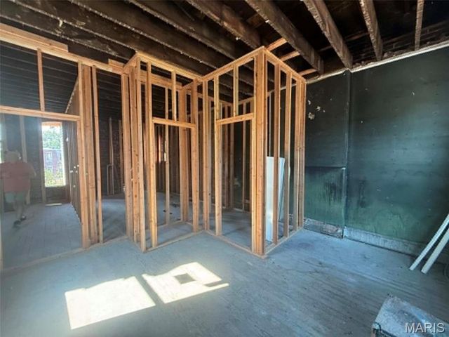 3206 Dakota Street, St Louis, MO 63111
