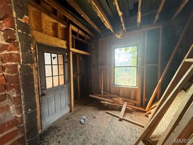 3206 Dakota Street, St Louis, MO 63111