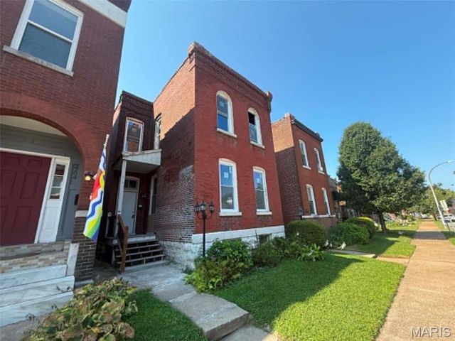 3206 Dakota Street, St Louis, MO 63111