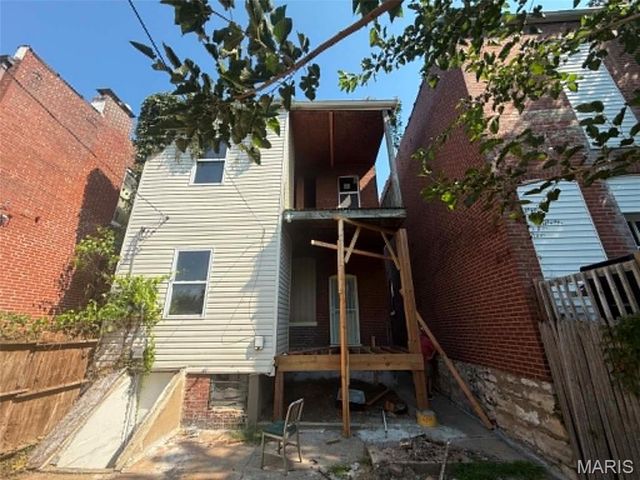 3206 Dakota Street, St Louis, MO 63111