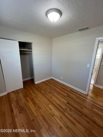 11220 SOFORENKO Drive, Jacksonville, FL 32218