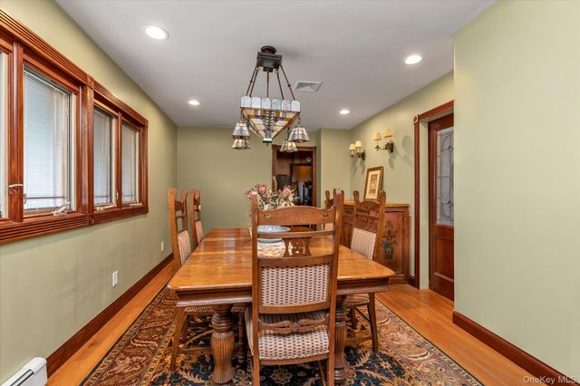 301 Cameo Drive, Massapequa, NY 11758