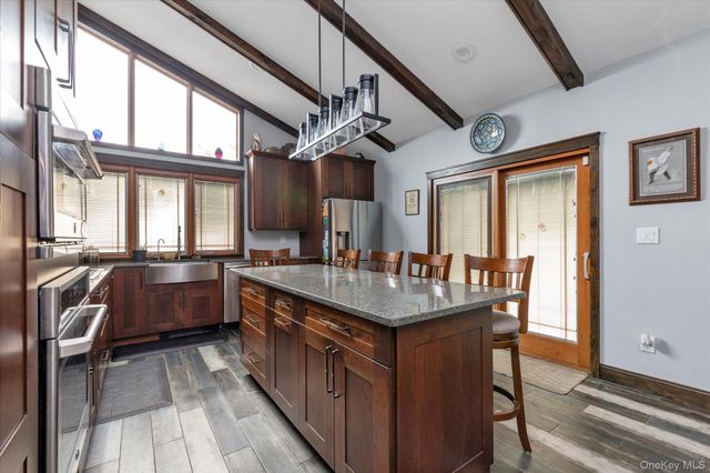 301 Cameo Drive, Massapequa, NY 11758