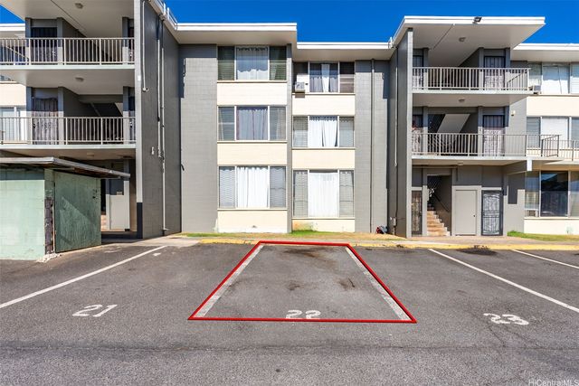 94-246 Leoku Street E306, Waipahu, HI 96797