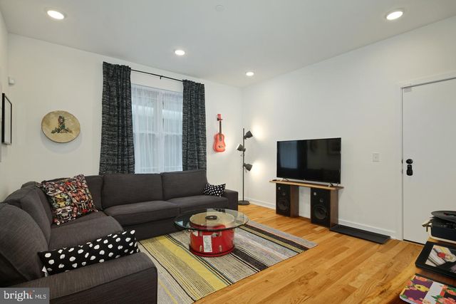 1918-20 E CUMBERLAND ST, Philadelphia, PA 19125