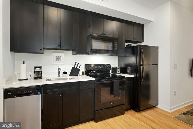 1918-20 E CUMBERLAND ST, Philadelphia, PA 19125