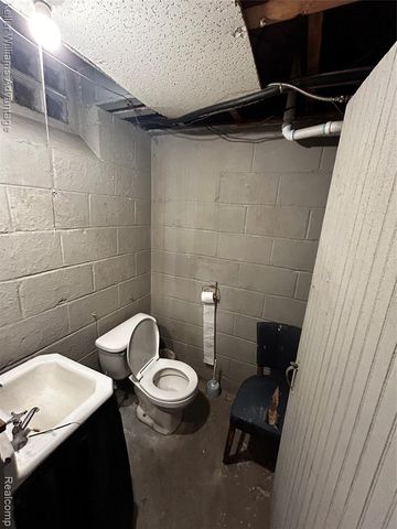 14141 Stahelin Avenue, Detroit, MI 48223