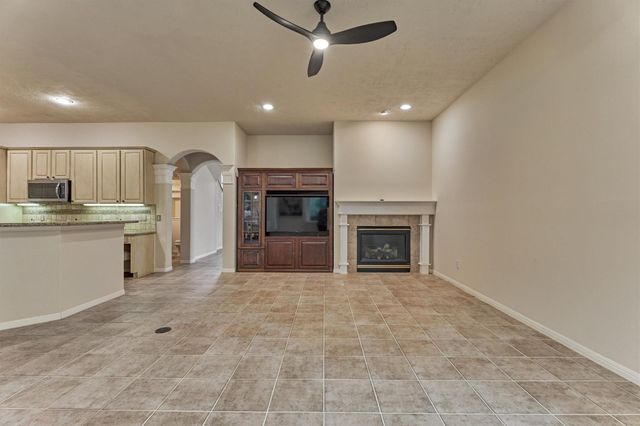 6615 Haughton Drive, Spring, TX 77389