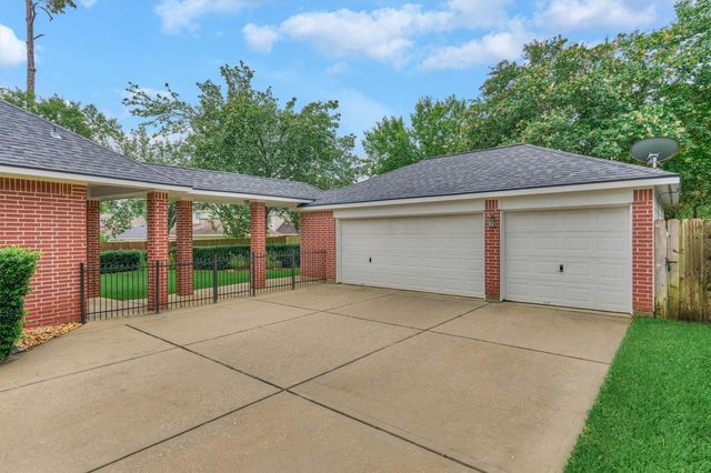 6615 Haughton Drive, Spring, TX 77389