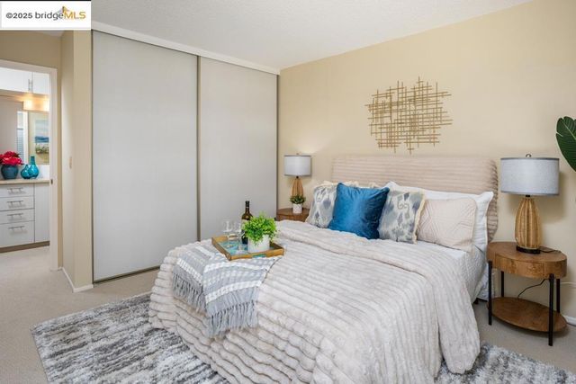 7 Commodore Drive A460, Emeryville, CA 94608