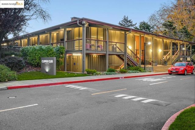 7 Commodore Drive A460, Emeryville, CA 94608