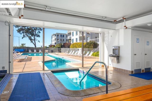 7 Commodore Drive A460, Emeryville, CA 94608