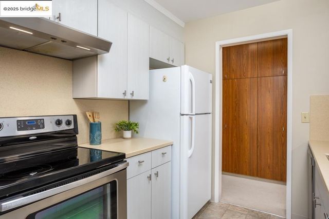 7 Commodore Drive A460, Emeryville, CA 94608