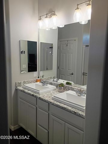 11604 Boll Bloom Drive, Marana, AZ 85653