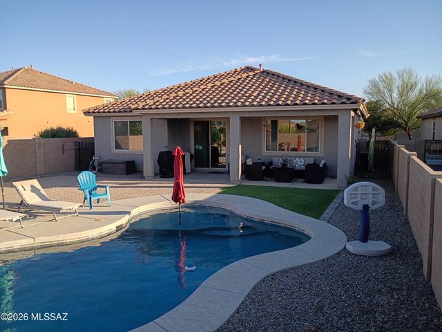 11604 Boll Bloom Drive, Marana, AZ 85653