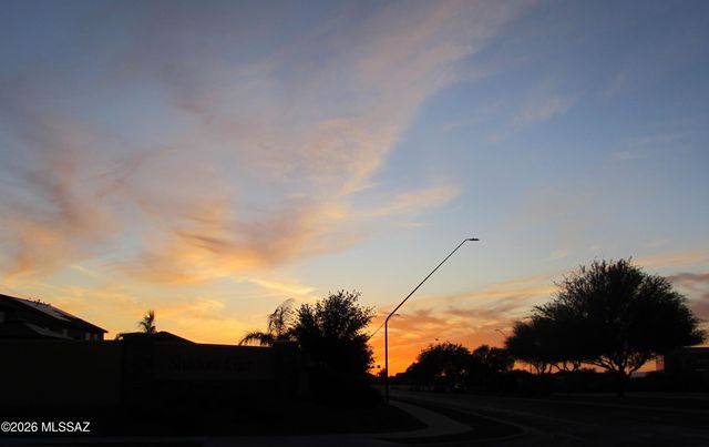 11604 Boll Bloom Drive, Marana, AZ 85653
