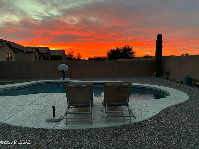 11604 Boll Bloom Drive, Marana, AZ 85653