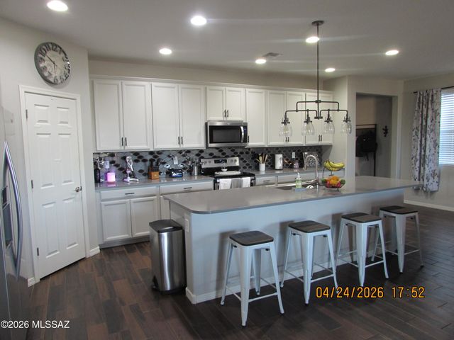 11604 Boll Bloom Drive, Marana, AZ 85653