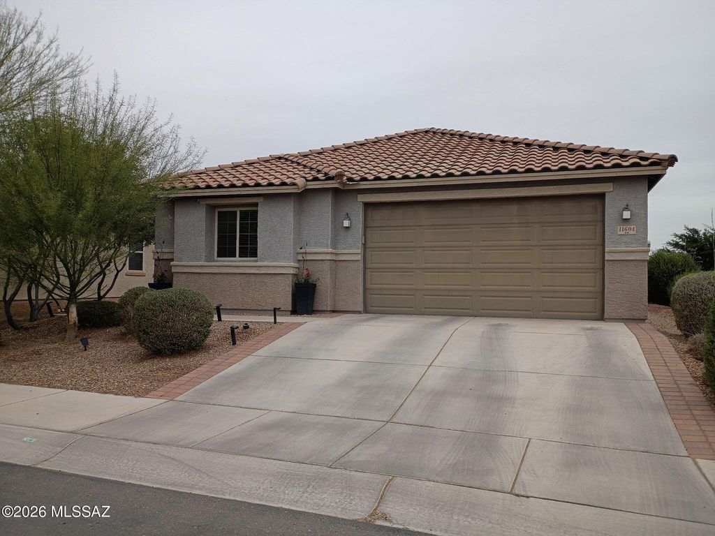 11604 Boll Bloom Drive, Marana, AZ 85653