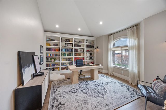 10778 S SINK HOLLOW CIR, South Jordan, UT 84095