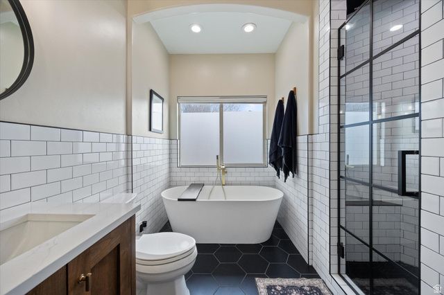 10778 S SINK HOLLOW CIR, South Jordan, UT 84095