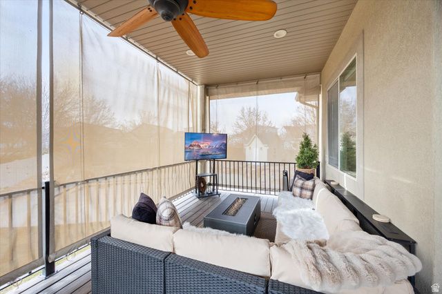 10778 S SINK HOLLOW CIR, South Jordan, UT 84095