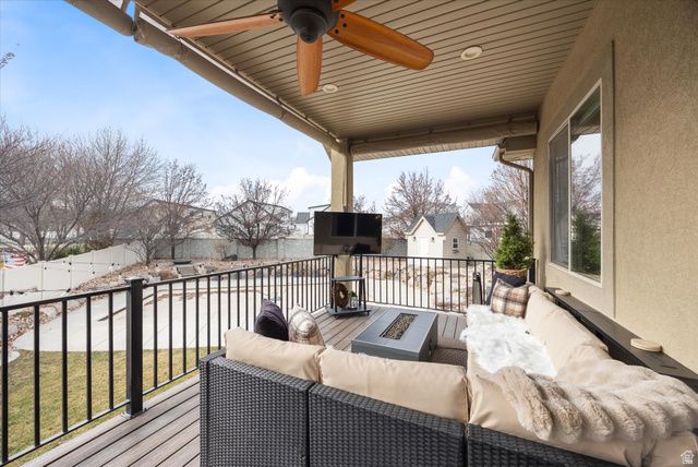 10778 S SINK HOLLOW CIR, South Jordan, UT 84095