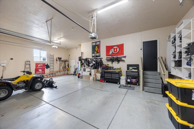 10778 S SINK HOLLOW CIR, South Jordan, UT 84095