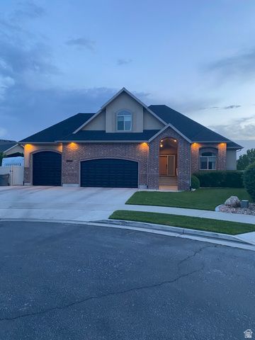 10778 S SINK HOLLOW CIR, South Jordan, UT 84095