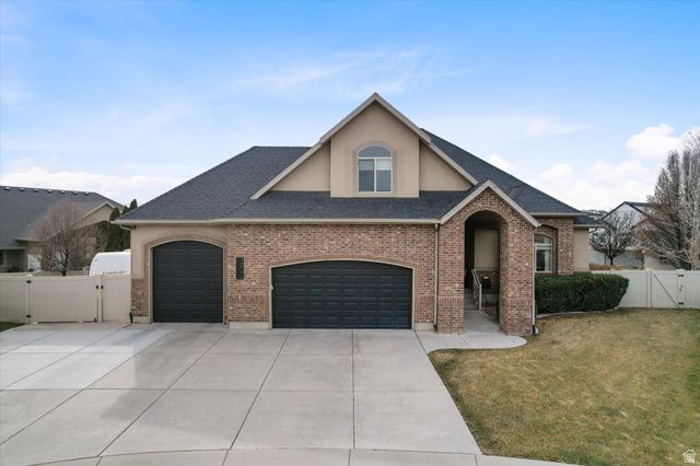 10778 S SINK HOLLOW CIR, South Jordan, UT 84095