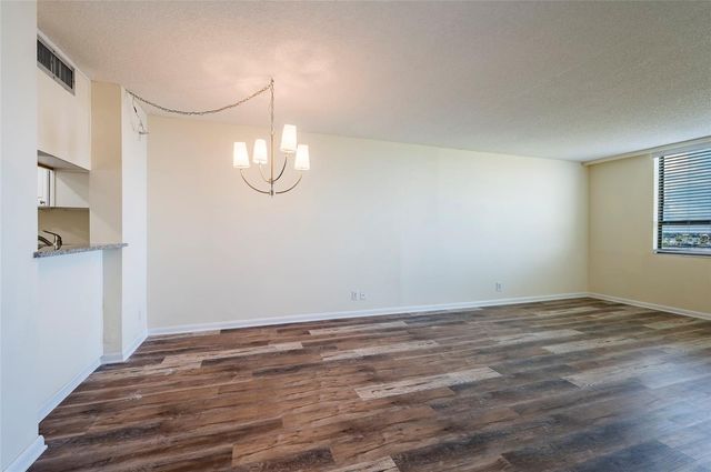 2618 COVE CAY DRIVE 702, Clearwater, FL 33760