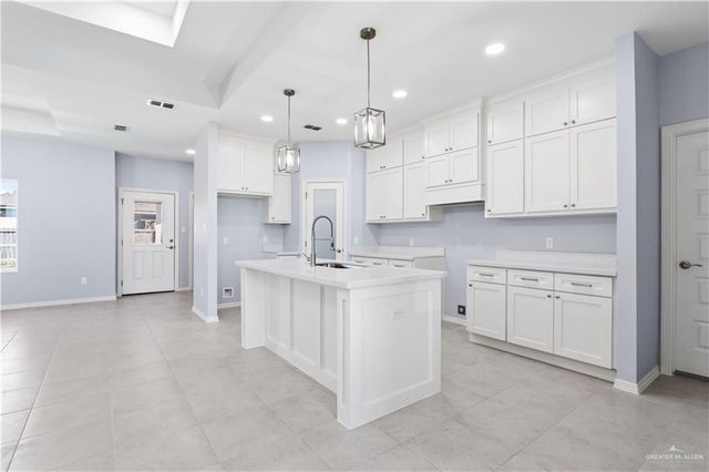 435 Serg Loop, Alamo, TX 78516