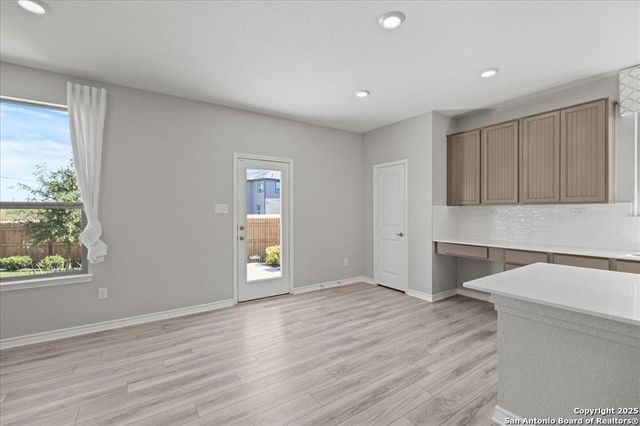 8022 Kingfisher, San Antonio, TX 78253