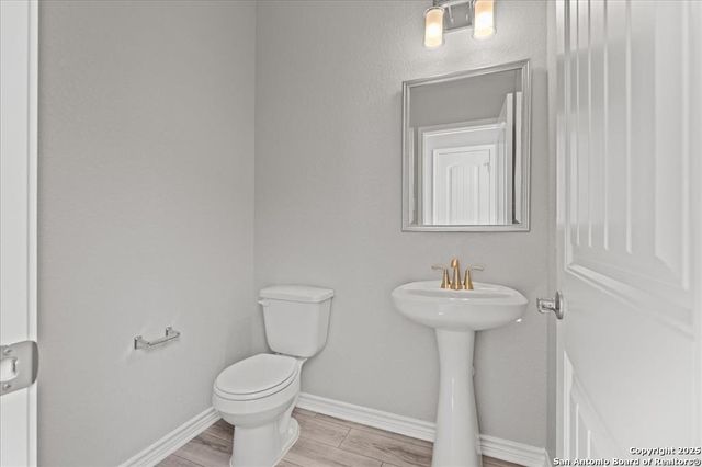 8022 Kingfisher, San Antonio, TX 78253