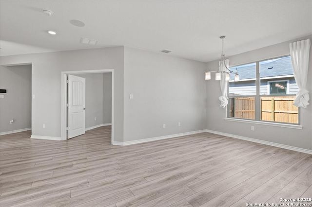 8022 Kingfisher, San Antonio, TX 78253