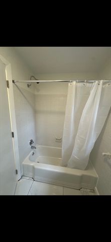 15 Park 11, Foxboro, MA 02035