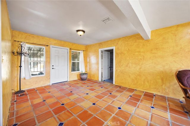 552 Pepper, Bakersfield, CA 93307