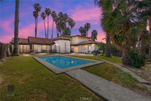 552 Pepper, Bakersfield, CA 93307
