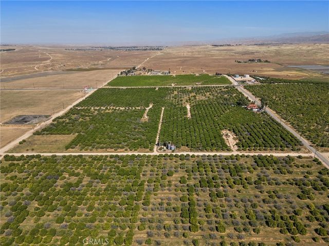 552 Pepper, Bakersfield, CA 93307