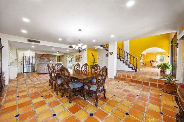 552 Pepper, Bakersfield, CA 93307