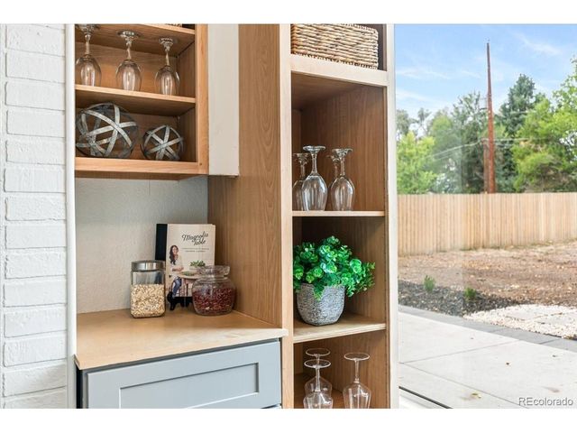 1255 Teller St, Lakewood, CO 80214