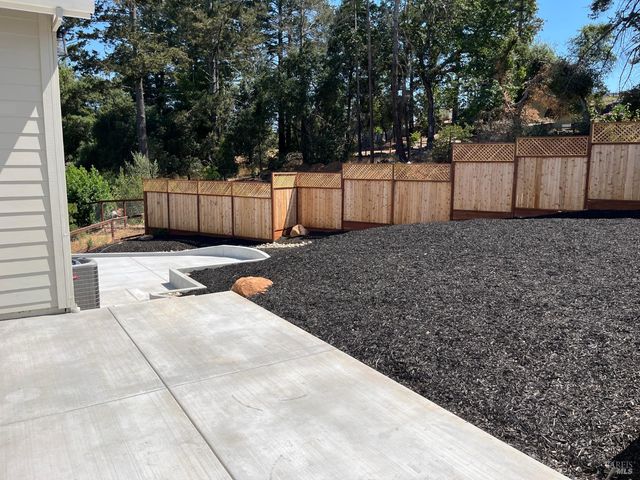 2022 Stony Oak Ct, Santa Rosa, CA 95403