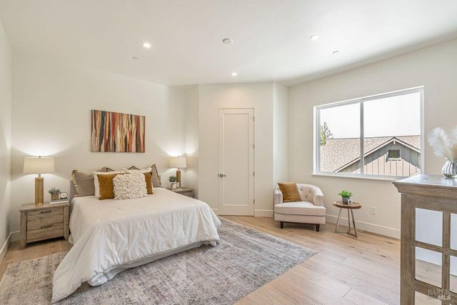 2022 Stony Oak Ct, Santa Rosa, CA 95403