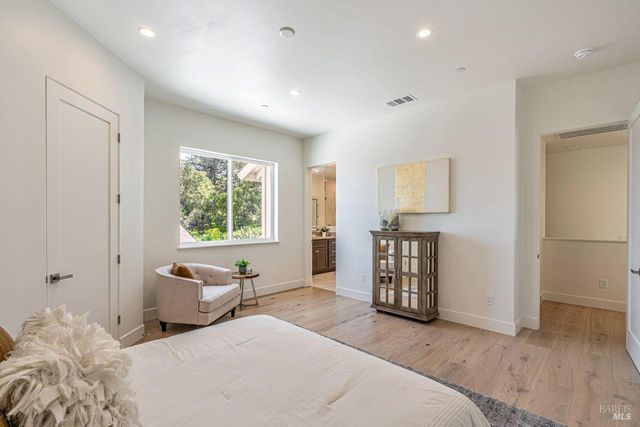 2022 Stony Oak Ct, Santa Rosa, CA 95403