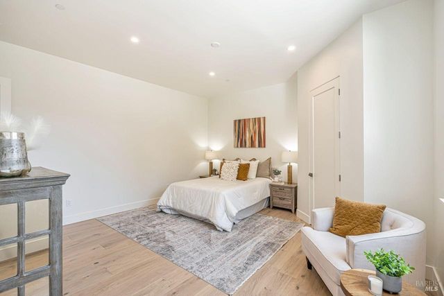 2022 Stony Oak Ct, Santa Rosa, CA 95403