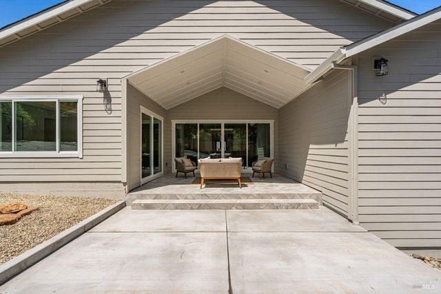 2022 Stony Oak Ct, Santa Rosa, CA 95403