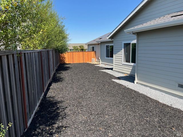 2022 Stony Oak Ct, Santa Rosa, CA 95403