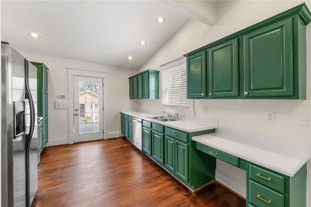 1727 Defoor Avenue, Atlanta, GA 30318